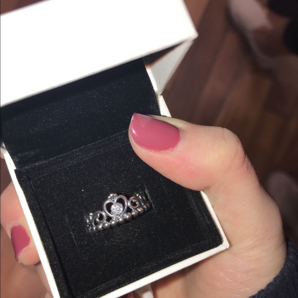 Pandora Princess Tiara Crown Ring